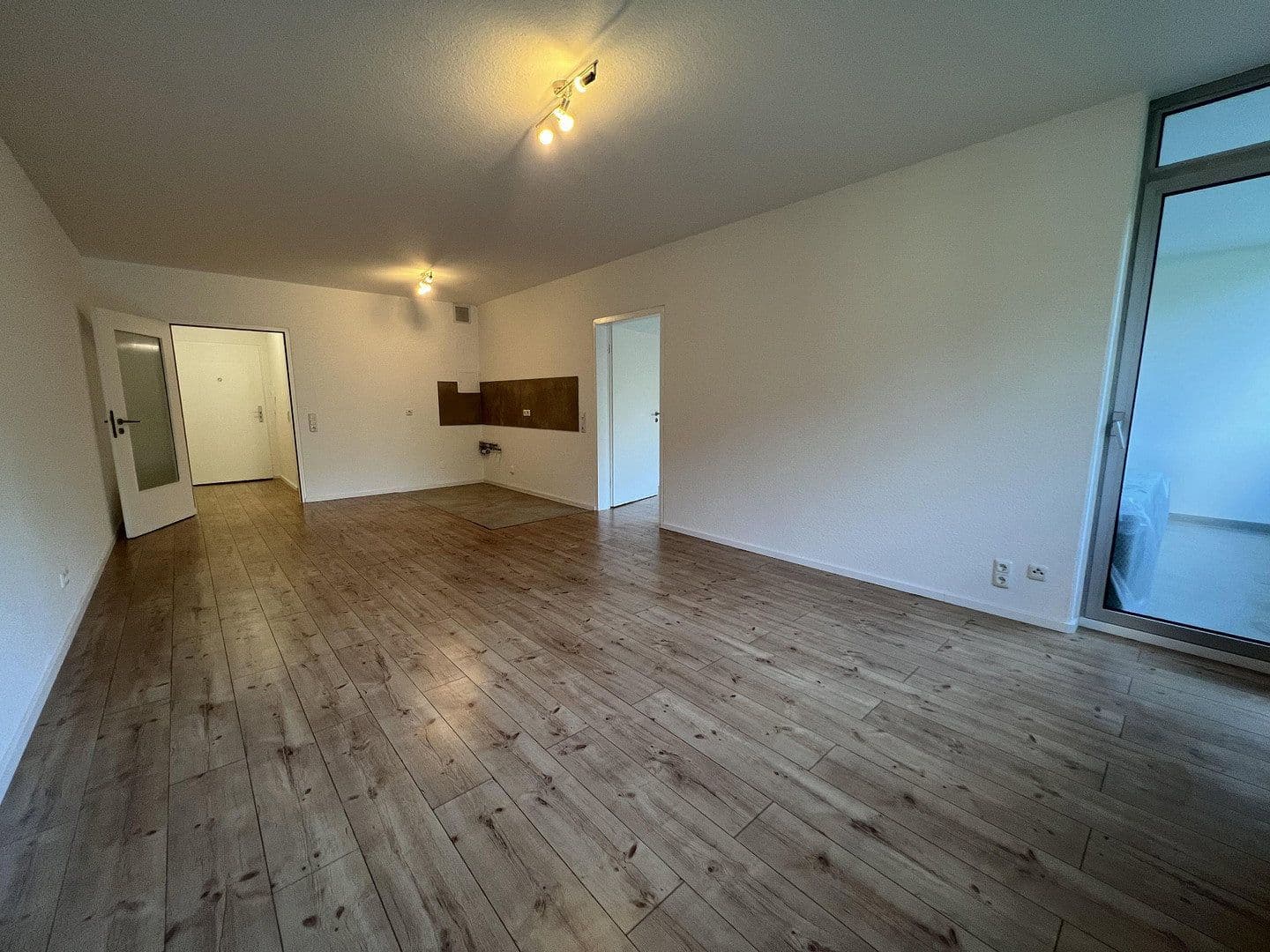 Pronájem bytu 2+1 60 m², An der Untermühle 2, Liederbach am Taunus, Hessen Pronájem bytu 2+1 60 m², An der Untermühle 2, Liederbach am Taunus, Hessen