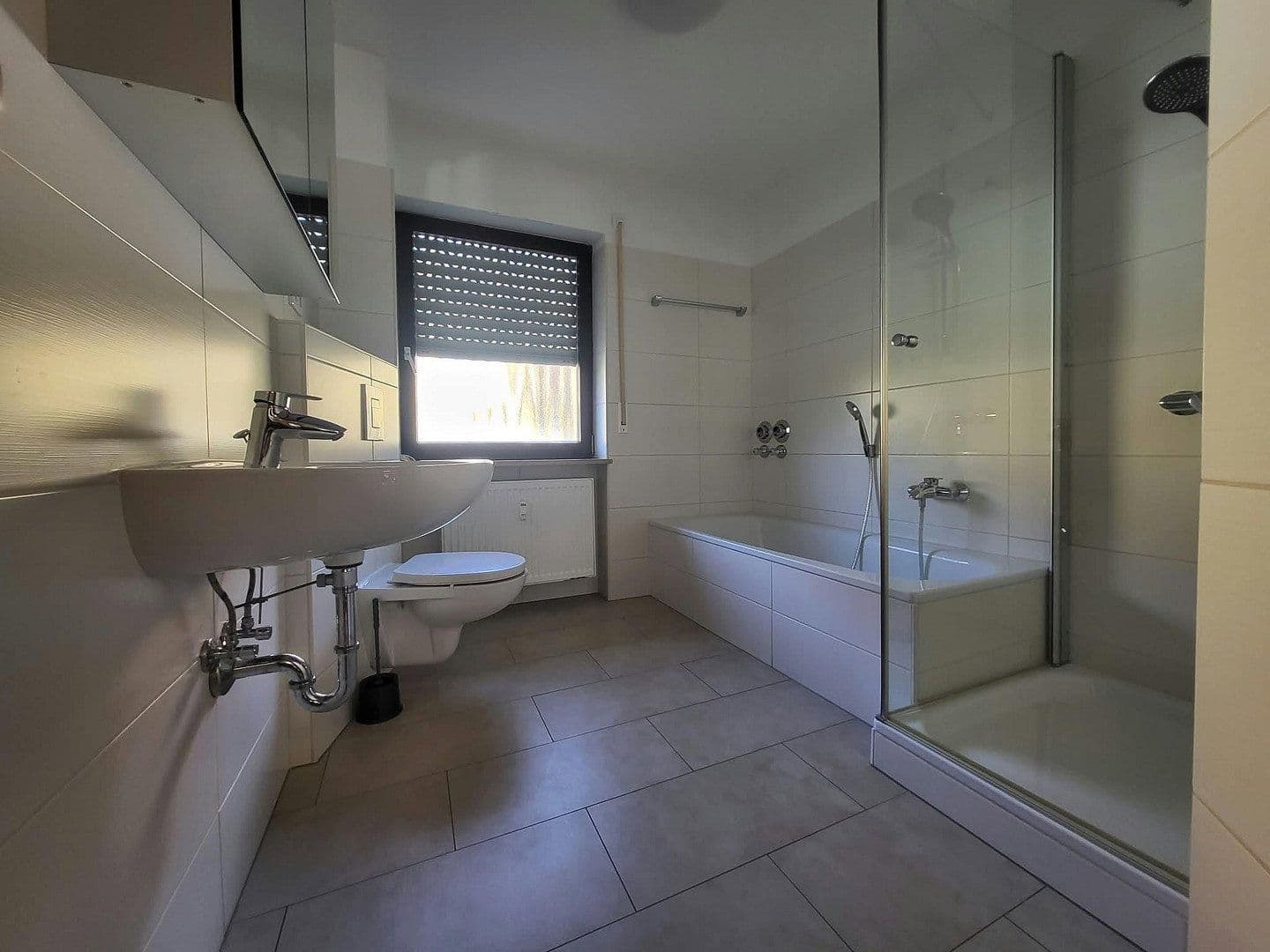Pronájem bytu 3+1 98 m², Würzburg, Bavorsko Pronájem bytu 3+1 98 m², Würzburg, Bavorsko