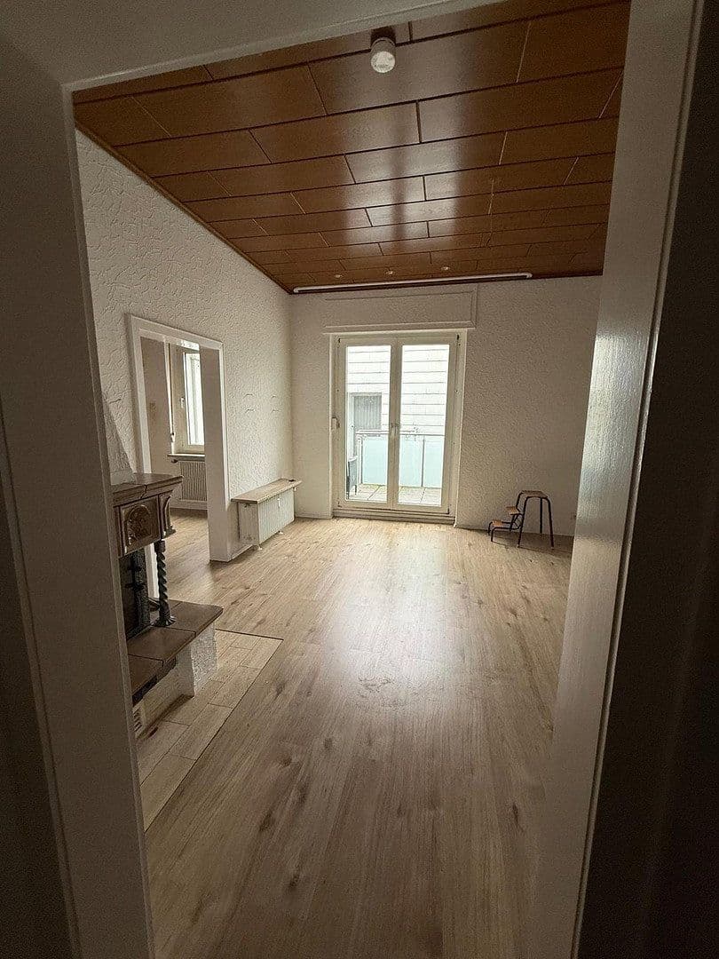 Pronájem bytu 3+kk 110 m², Dönhoffstr. 31, Solingen, Severní Porýní-Vestfálsko Pronájem bytu 3+kk 110 m², Dönhoffstr. 31, Solingen, Severní Porýní-Vestfálsko