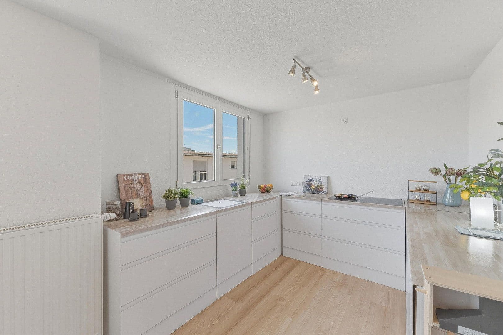 Prodej domu 112 m², pozemek 149 m², Nürtingen, Bádensko-Württembersko Prodej domu 112 m², pozemek 149 m², Nürtingen, Bádensko-Württembersko