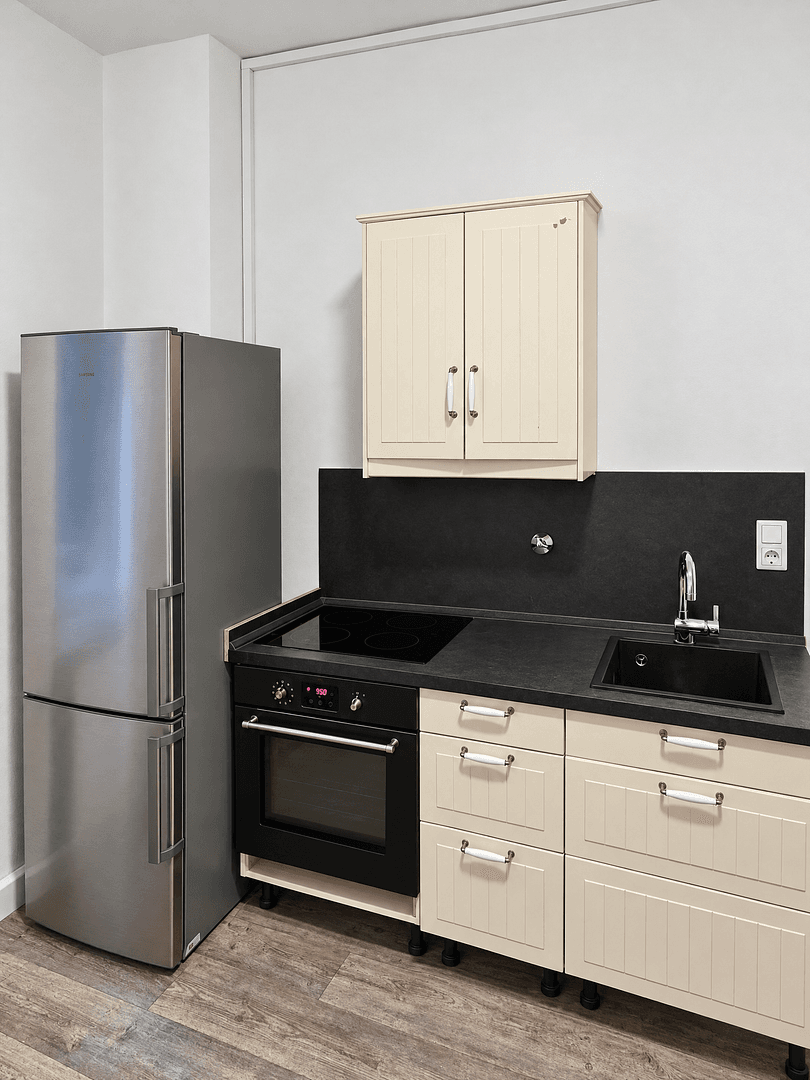 Pronájem bytu 2+1 50 m², Löbleinstr. 56, Nürnberg, Bavorsko Pronájem bytu 2+1 50 m², Löbleinstr. 56, Nürnberg, Bavorsko