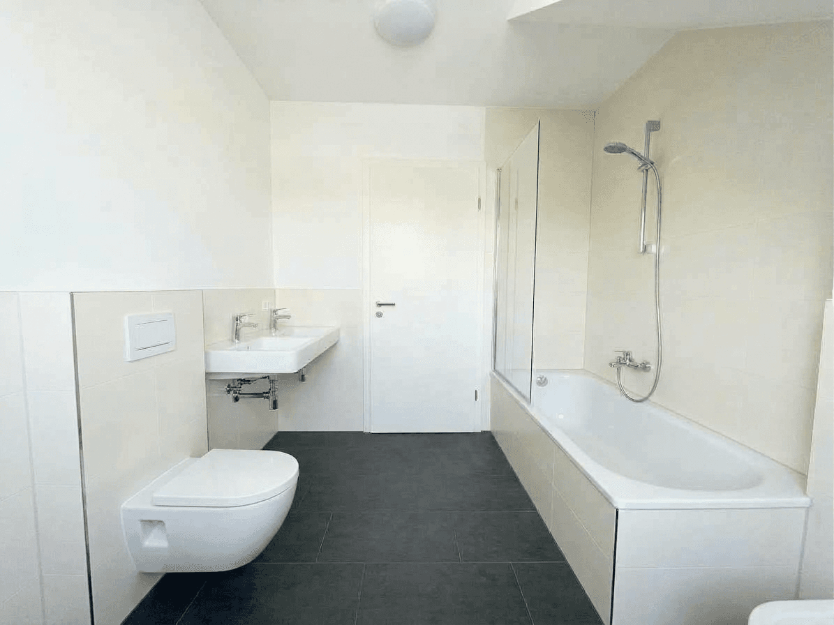 Pronájem domu 130 m², pozemek 374 m², Siegsdorfer Straße, München, Bavorsko Pronájem domu 130 m², pozemek 374 m², Siegsdorfer Straße, München, Bavorsko