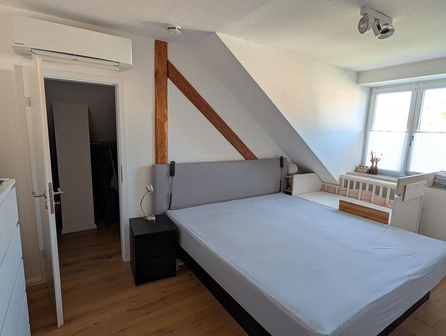 Prodej domu 185 m², pozemek 365 m², Breitengüßbach, Bavorsko Prodej domu 185 m², pozemek 365 m², Breitengüßbach, Bavorsko