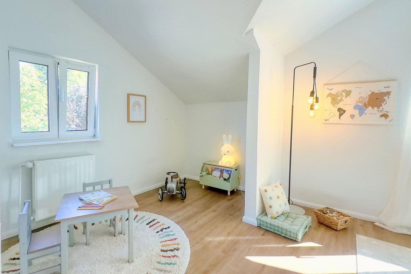 Prodej domu 131 m², pozemek 502 m², Ahrensburg, Šlesvicko-Holštýnsko Prodej domu 131 m², pozemek 502 m², Ahrensburg, Šlesvicko-Holštýnsko