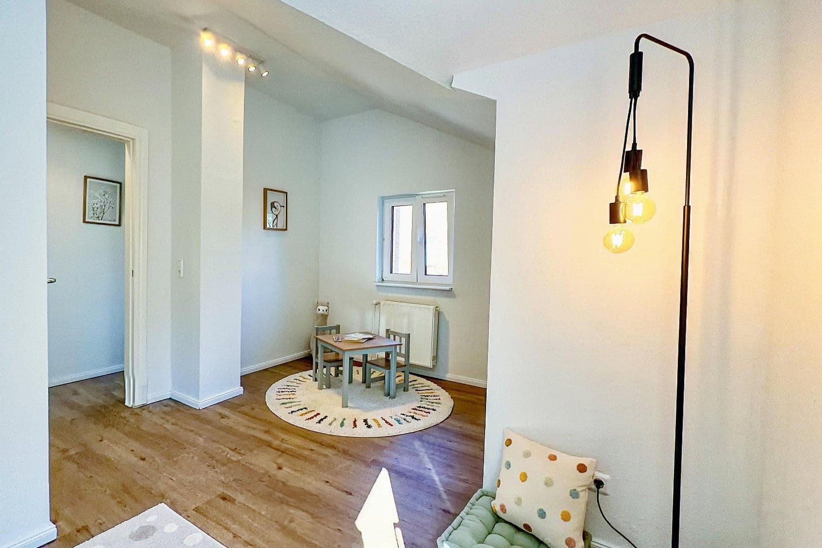 Prodej domu 131 m², pozemek 502 m², Ahrensburg, Šlesvicko-Holštýnsko Prodej domu 131 m², pozemek 502 m², Ahrensburg, Šlesvicko-Holštýnsko