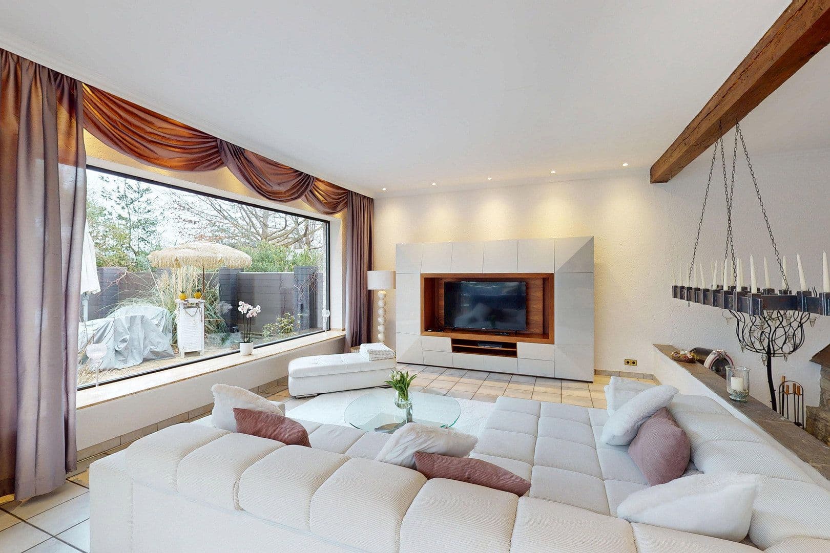 Pronájem bytu 4+1 142 m², Kiefernweg 5, Ratingen, Severní Porýní-Vestfálsko Pronájem bytu 4+1 142 m², Kiefernweg 5, Ratingen, Severní Porýní-Vestfálsko