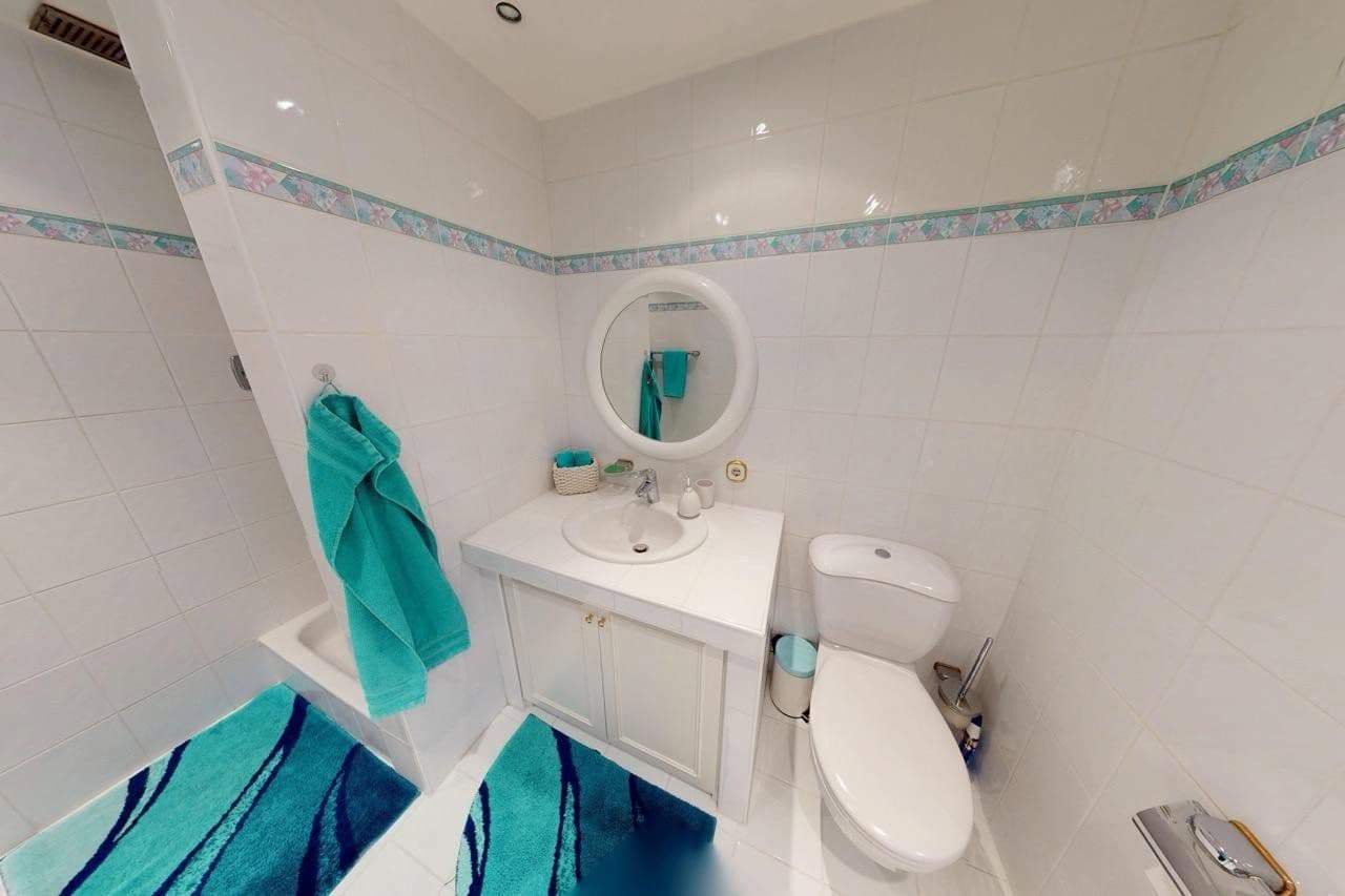 Pronájem bytu 4+1 142 m², Kiefernweg 5, Ratingen, Severní Porýní-Vestfálsko Pronájem bytu 4+1 142 m², Kiefernweg 5, Ratingen, Severní Porýní-Vestfálsko