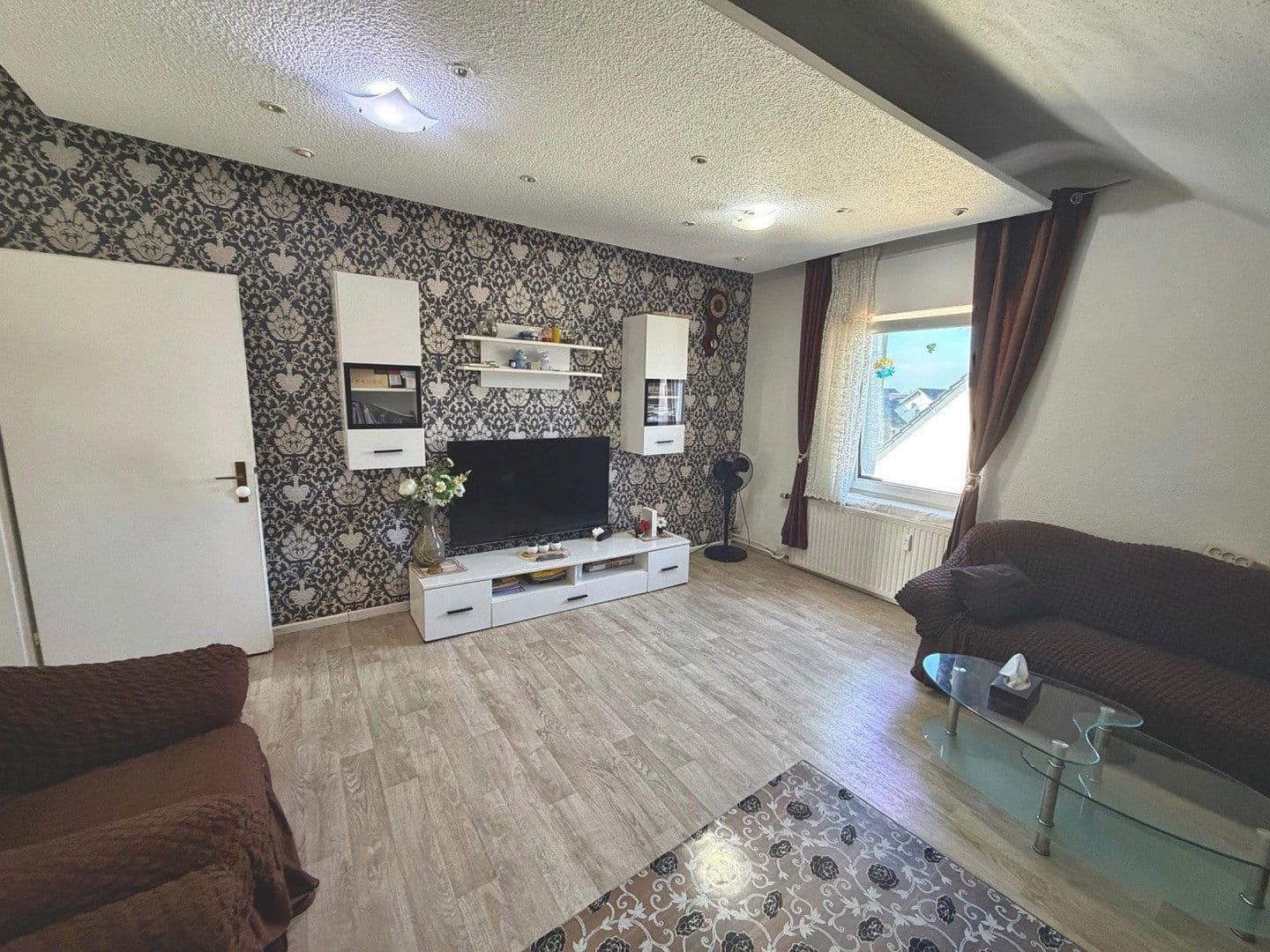 Prodej domu 302 m², pozemek 421 m², Essenberger Str. 217, Moers, Severní Porýní-Vestfálsko Prodej domu 302 m², pozemek 421 m², Essenberger Str. 217, Moers, Severní Porýní-Vestfálsko