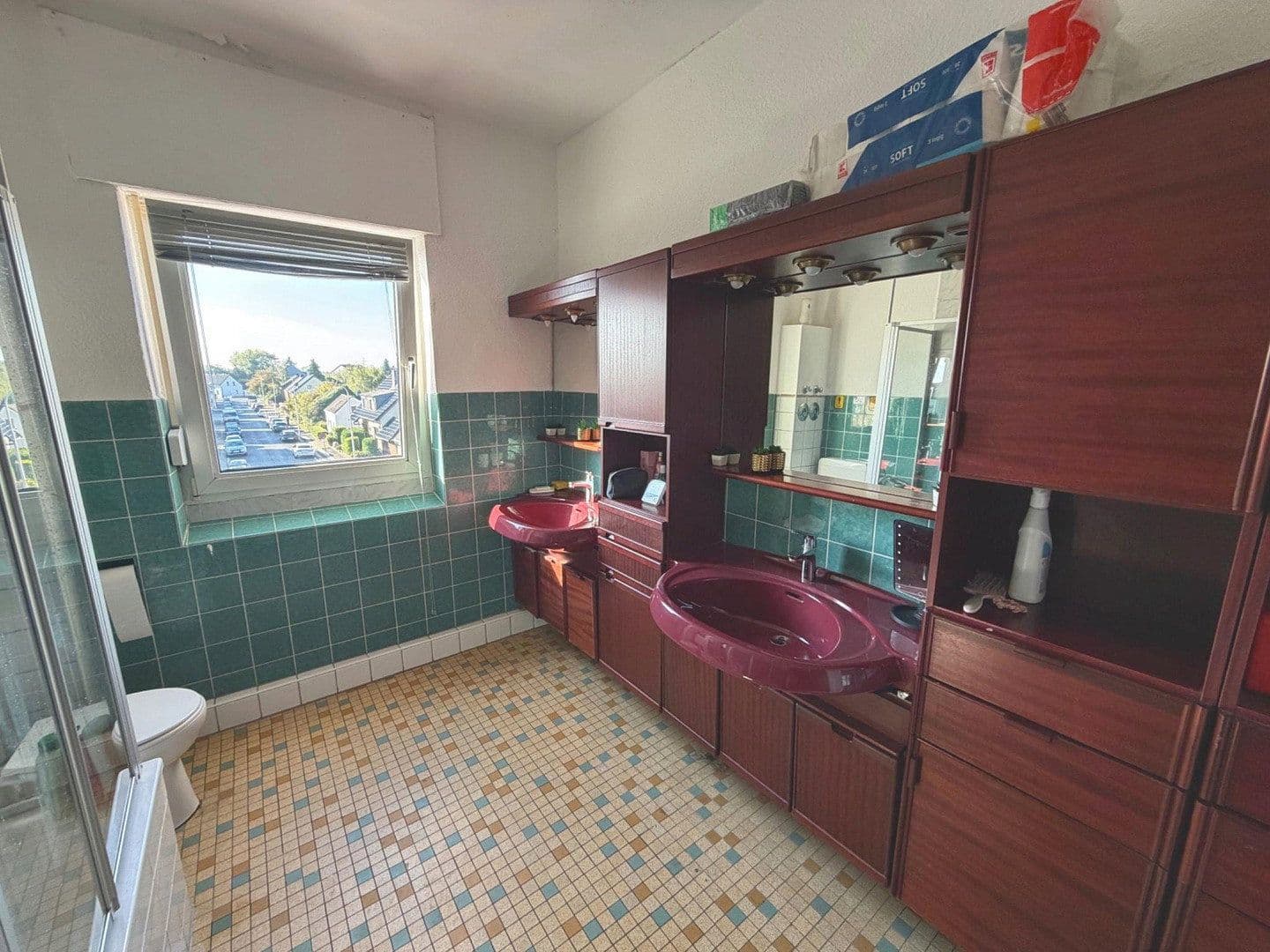 Prodej domu 302 m², pozemek 421 m², Essenberger Str. 217, Moers, Severní Porýní-Vestfálsko Prodej domu 302 m², pozemek 421 m², Essenberger Str. 217, Moers, Severní Porýní-Vestfálsko