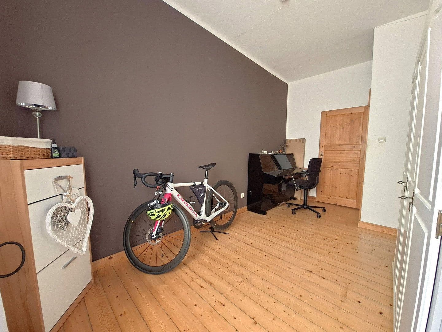 Pronájem bytu 4+1 132 m², Rinteln, Dolní Sasko Pronájem bytu 4+1 132 m², Rinteln, Dolní Sasko