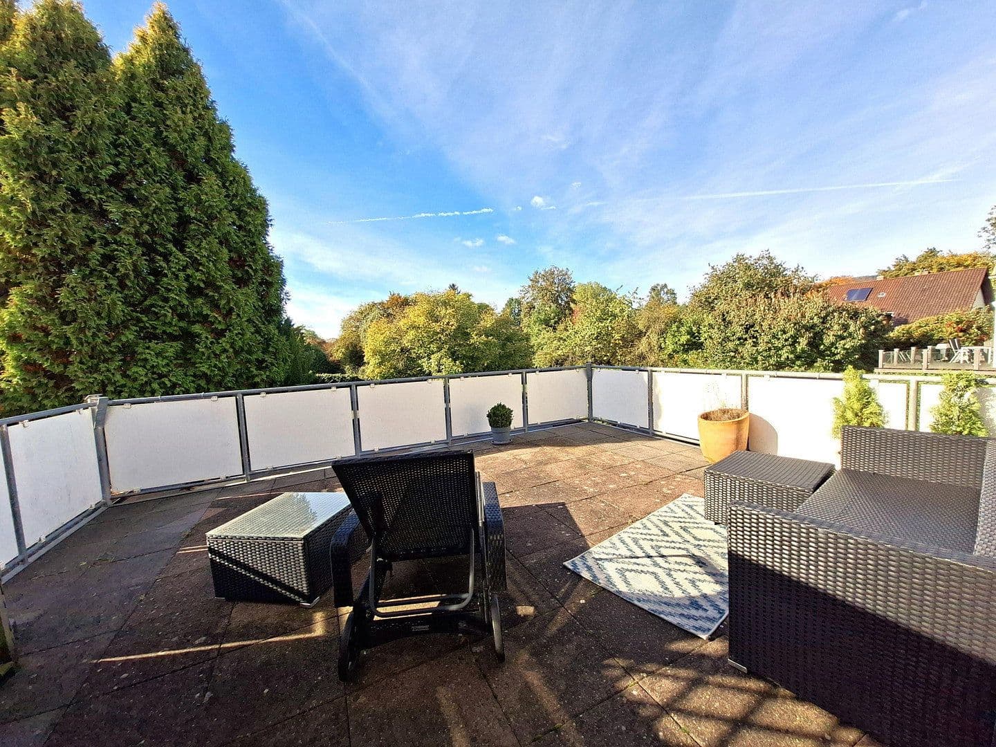 Pronájem bytu 4+1 132 m², Rinteln, Dolní Sasko Pronájem bytu 4+1 132 m², Rinteln, Dolní Sasko
