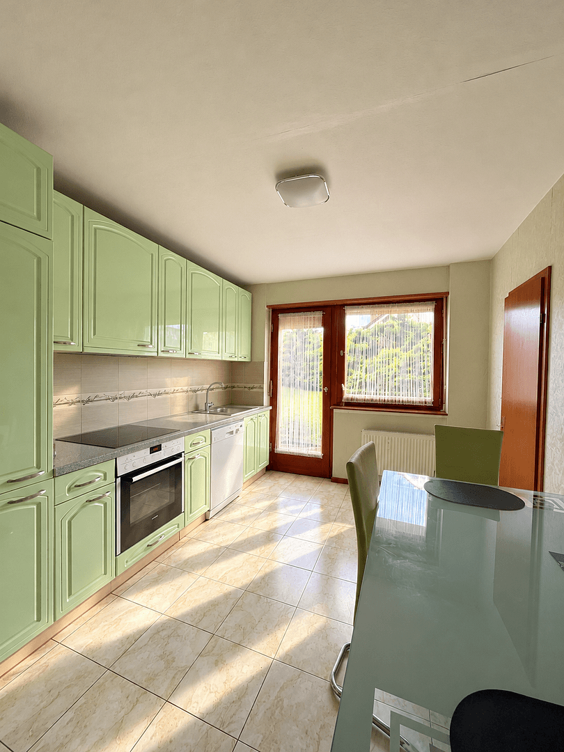 Prodej domu 280 m², pozemek 694 m², Lautertal, Hessen Prodej domu 280 m², pozemek 694 m², Lautertal, Hessen