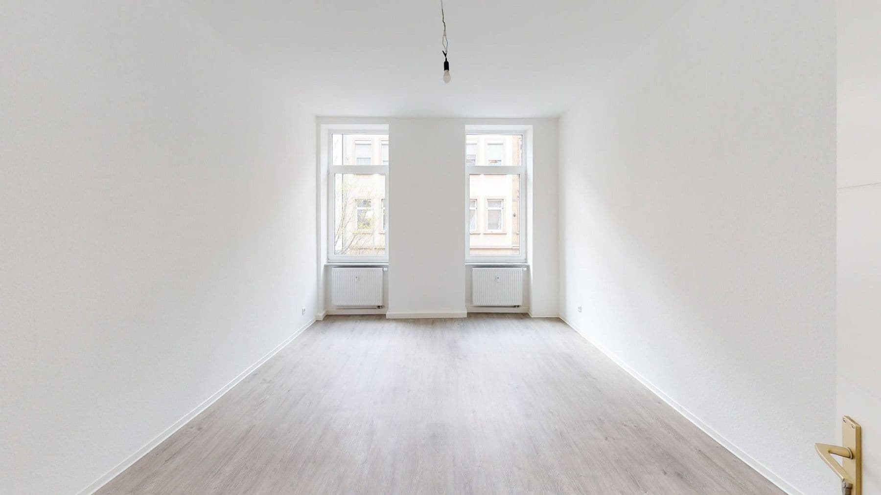 Pronájem bytu 3+1 78 m², Mannheim, Bádensko-Württembersko Pronájem bytu 3+1 78 m², Mannheim, Bádensko-Württembersko