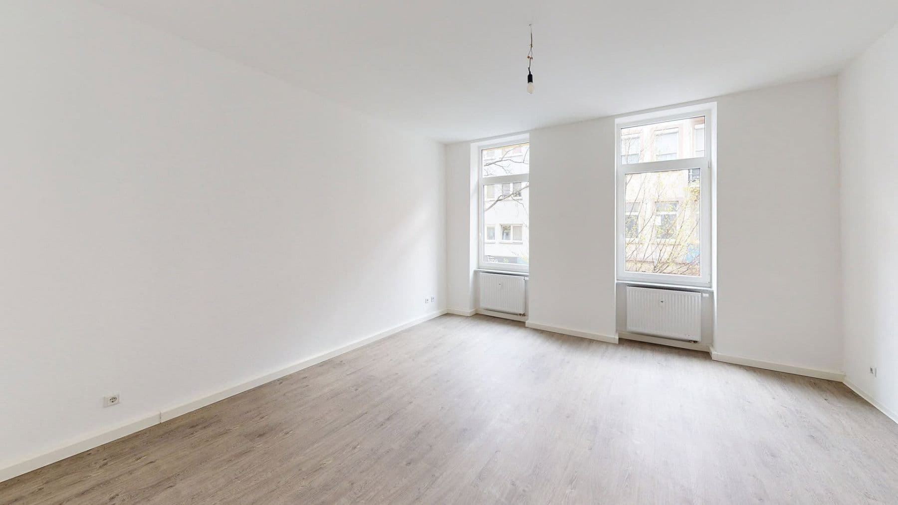 Pronájem bytu 3+1 78 m², Mannheim, Bádensko-Württembersko Pronájem bytu 3+1 78 m², Mannheim, Bádensko-Württembersko