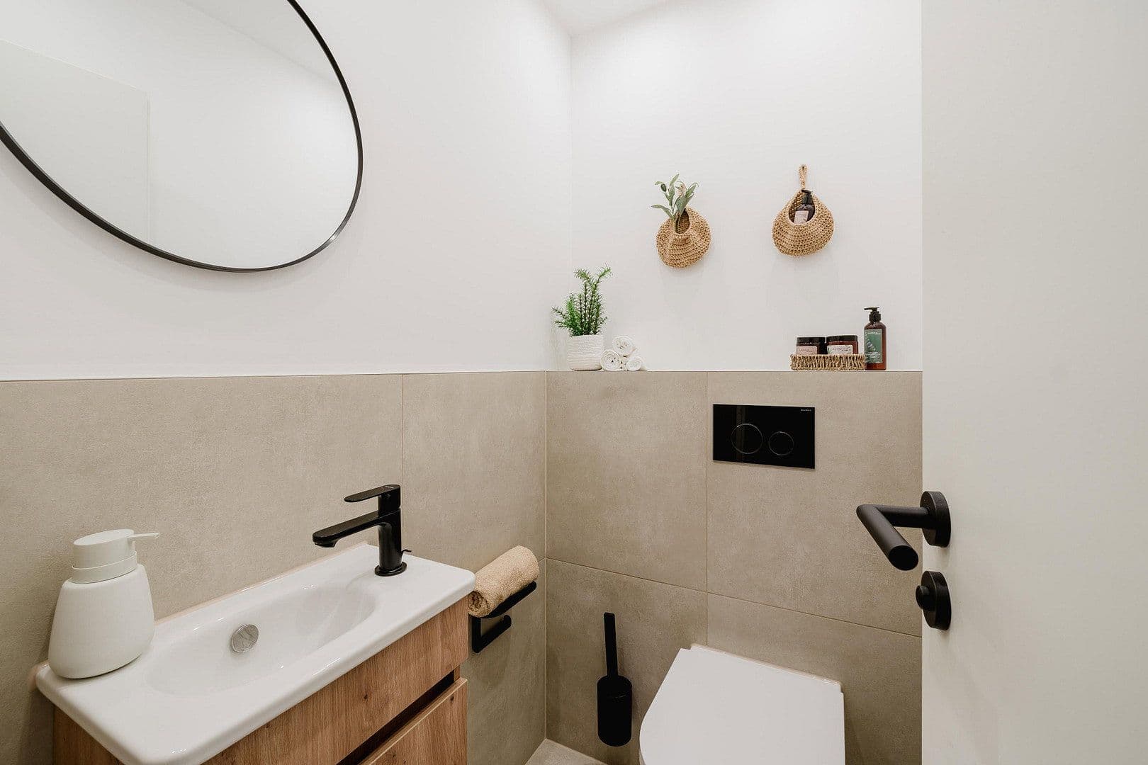 Prodej bytu 4+kk 130 m², Espenweg 17a, Wolfsburg, Dolní Sasko Prodej bytu 4+kk 130 m², Espenweg 17a, Wolfsburg, Dolní Sasko