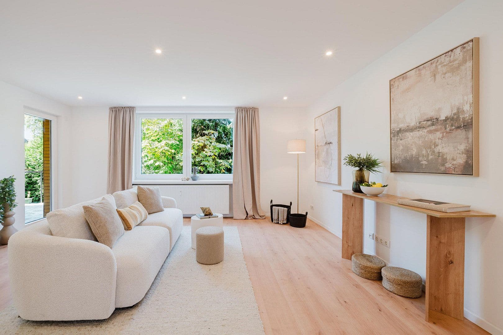 Prodej bytu 4+kk 130 m², Espenweg 17a, Wolfsburg, Dolní Sasko Prodej bytu 4+kk 130 m², Espenweg 17a, Wolfsburg, Dolní Sasko