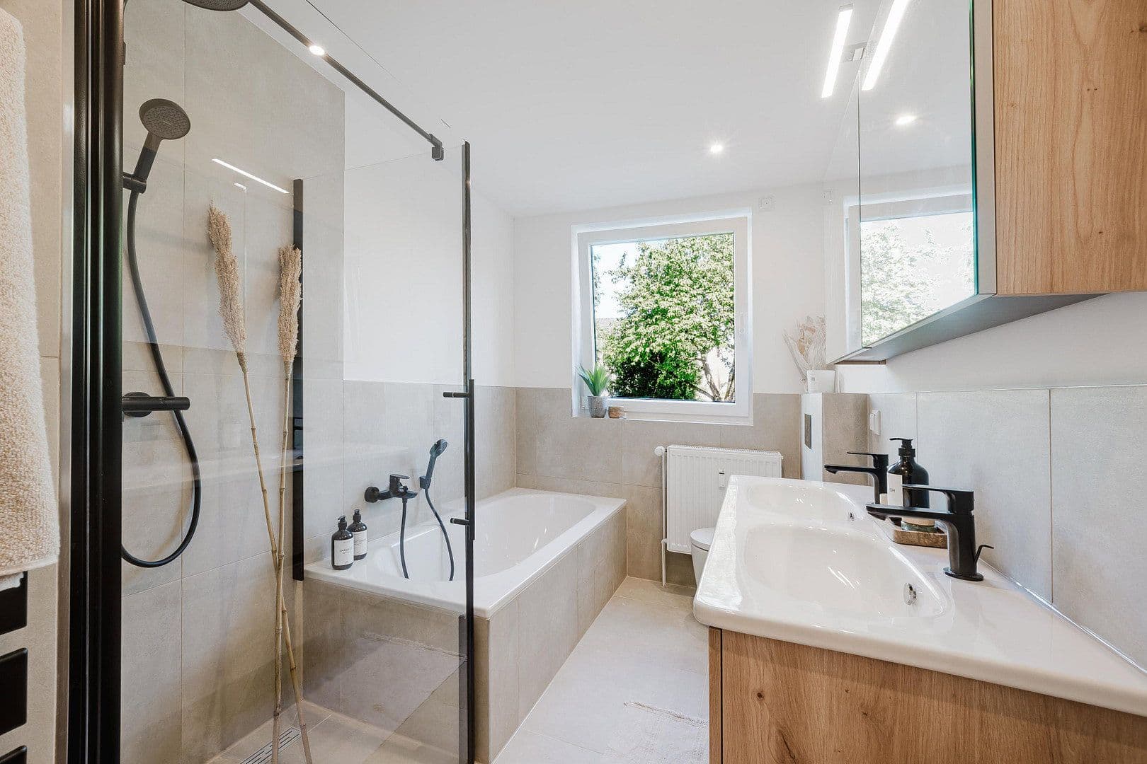 Prodej bytu 4+kk 130 m², Espenweg 17a, Wolfsburg, Dolní Sasko Prodej bytu 4+kk 130 m², Espenweg 17a, Wolfsburg, Dolní Sasko