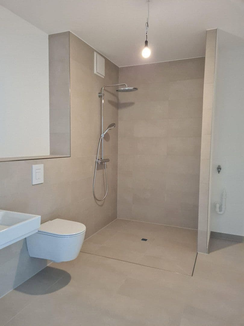 Pronájem bytu 2+1 55 m², An den Rheinwiesen 6, Mainz, Porýní-Falc Pronájem bytu 2+1 55 m², An den Rheinwiesen 6, Mainz, Porýní-Falc