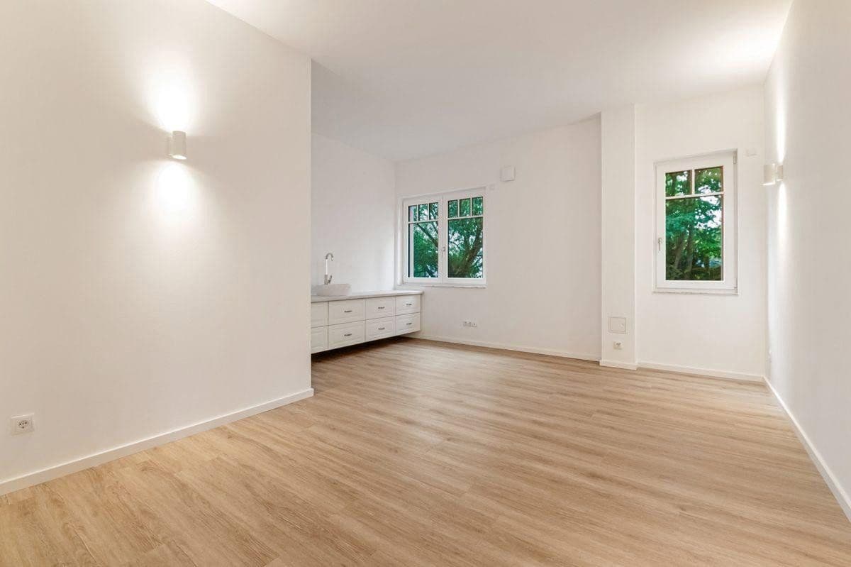Pronájem kanceláře 23 m², Strandstraße 136, Timmendorfer Strand, Šlesvicko-Holštýnsko Pronájem kanceláře 23 m², Strandstraße 136, Timmendorfer Strand, Šlesvicko-Holštýnsko