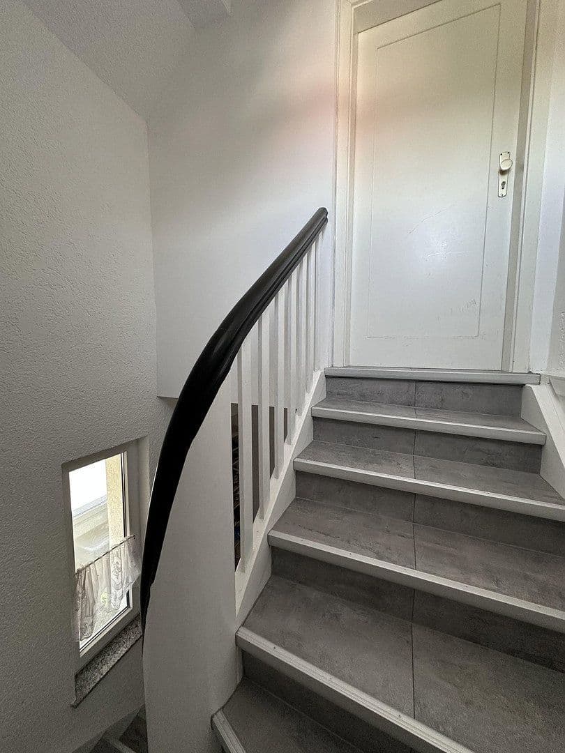 Prodej domu 398 m², pozemek 437 m², Wetzlar, Hessen Prodej domu 398 m², pozemek 437 m², Wetzlar, Hessen