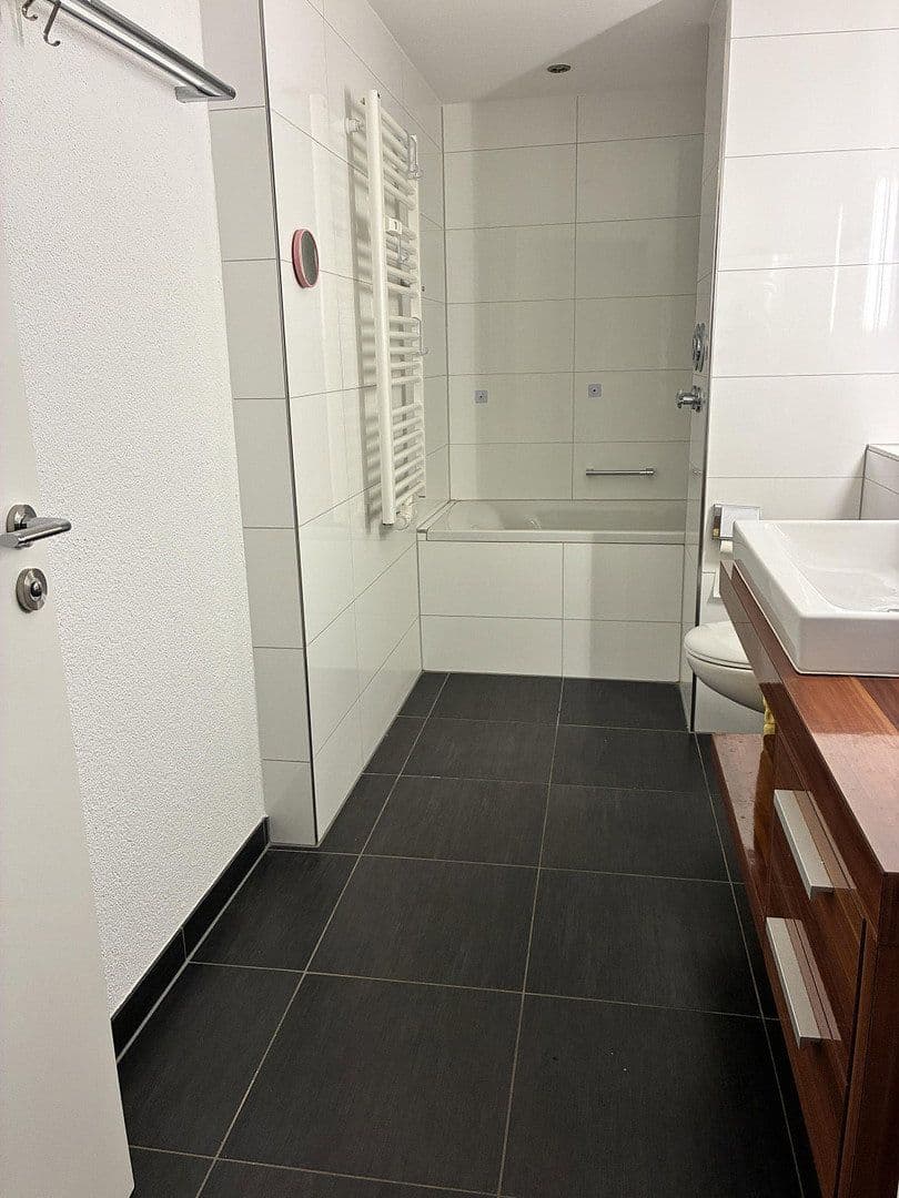 Prodej bytu 2+1 77 m², Richard-Strauss-Straße 55, München, Bavorsko Prodej bytu 2+1 77 m², Richard-Strauss-Straße 55, München, Bavorsko