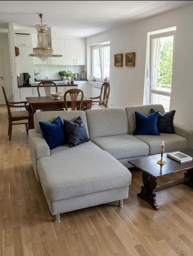 Prodej bytu 2+1 77 m², Richard-Strauss-Straße 55, München, Bavorsko Prodej bytu 2+1 77 m², Richard-Strauss-Straße 55, München, Bavorsko