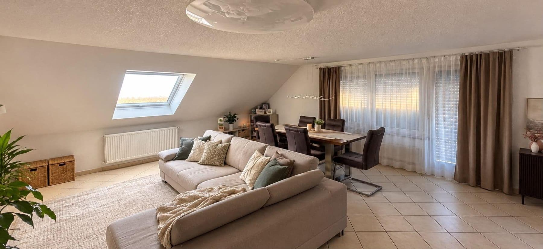 Prodej bytu 4+kk 125 m², Schillerstrasse 22, Villingendorf, Bádensko-Württembersko Prodej bytu 4+kk 125 m², Schillerstrasse 22, Villingendorf, Bádensko-Württembersko