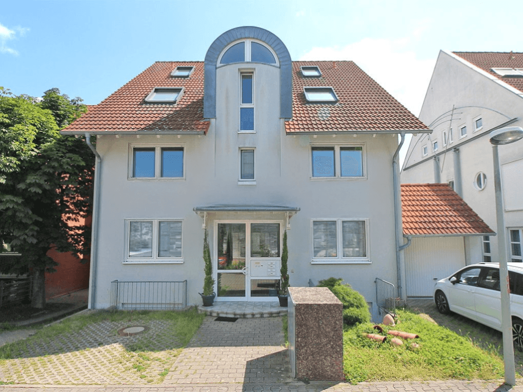 Pronájem bytu 5+1 125 m², Brunhildestrasse 22, Mannheim, Bádensko-Württembersko Pronájem bytu 5+1 125 m², Brunhildestrasse 22, Mannheim, Bádensko-Württembersko