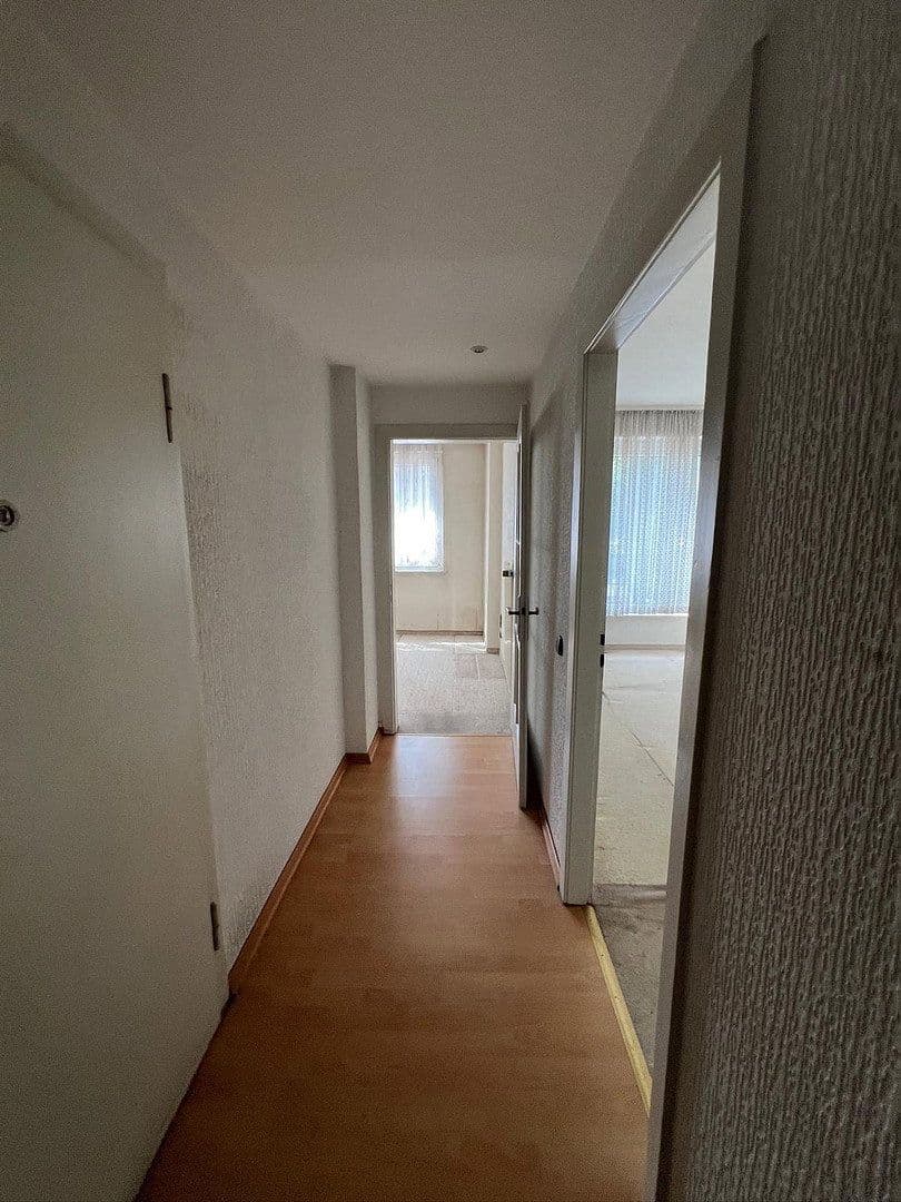 Prodej bytu 3+1 70 m², Düsseldorf, Severní Porýní-Vestfálsko Prodej bytu 3+1 70 m², Düsseldorf, Severní Porýní-Vestfálsko