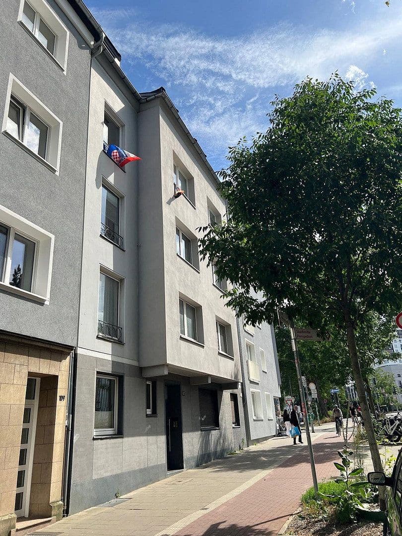Prodej bytu 3+1 70 m², Düsseldorf, Severní Porýní-Vestfálsko Prodej bytu 3+1 70 m², Düsseldorf, Severní Porýní-Vestfálsko