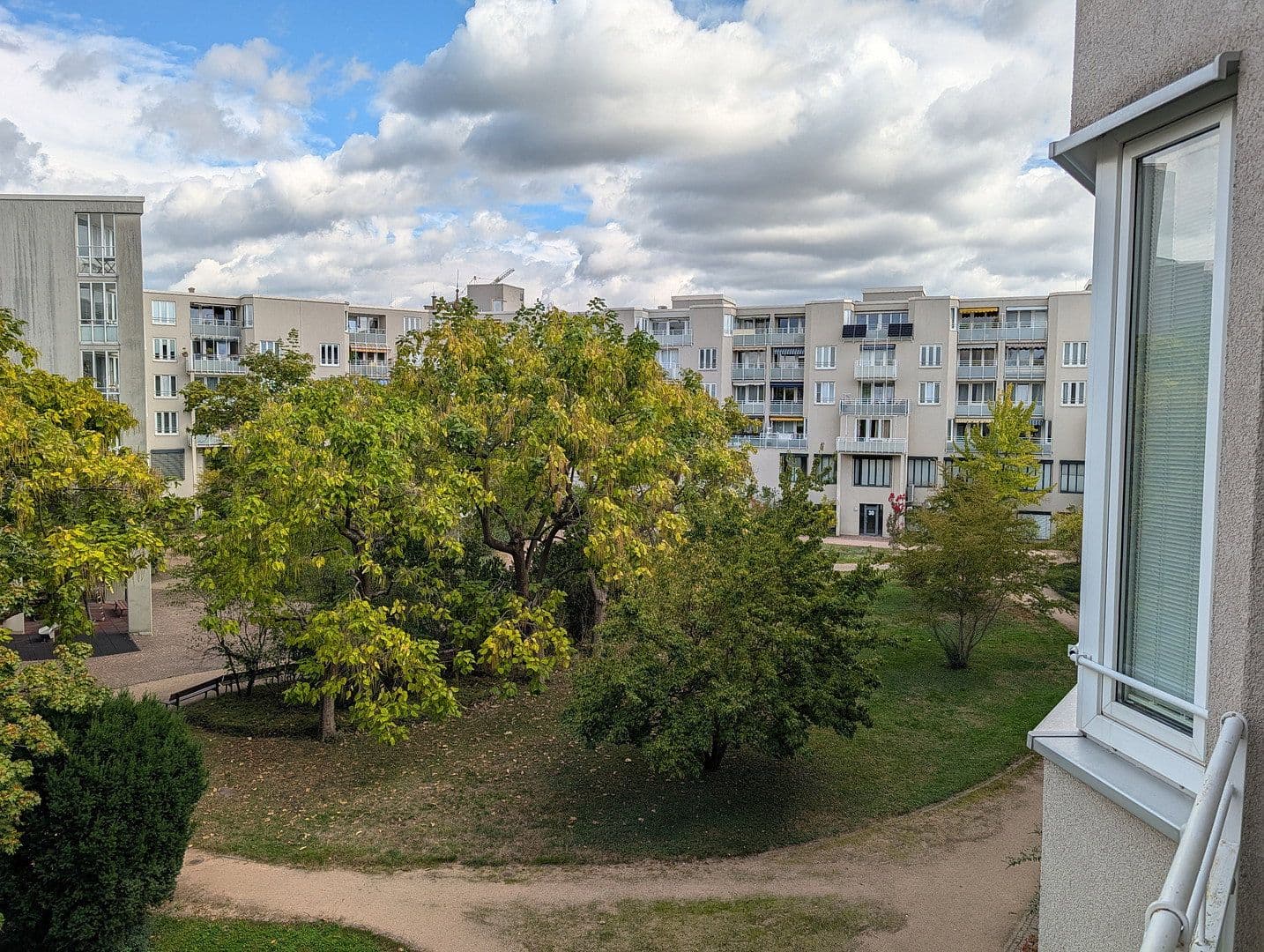 Prodej bytu 3+1 81 m², Markgrafenstr. 24, Karlsruhe, Bádensko-Württembersko Prodej bytu 3+1 81 m², Markgrafenstr. 24, Karlsruhe, Bádensko-Württembersko