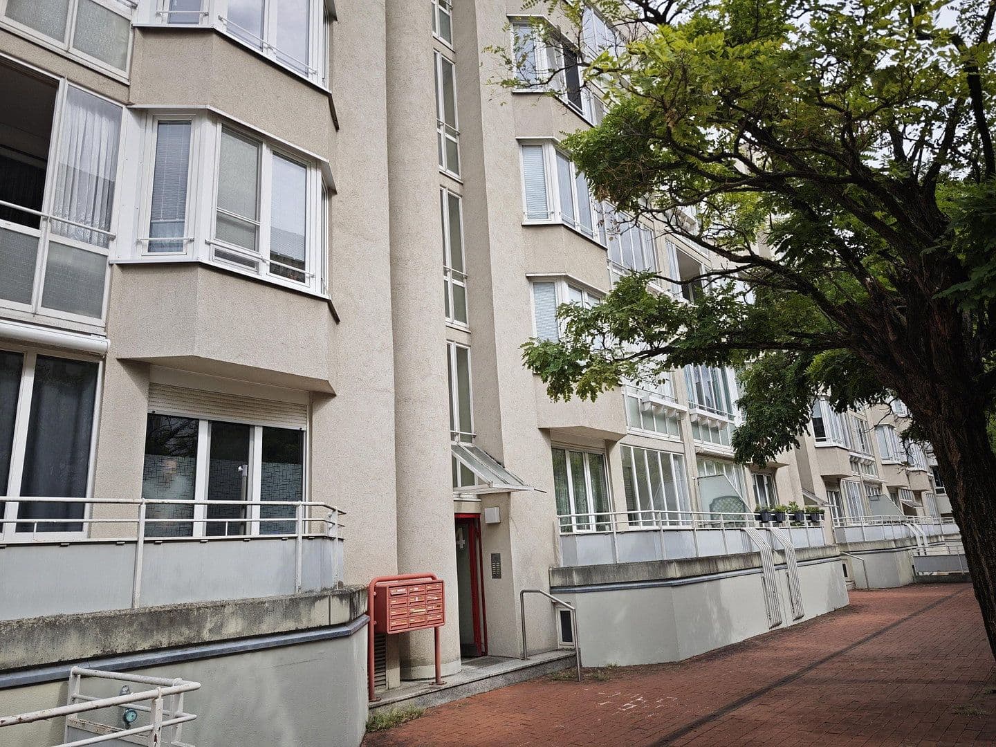 Prodej bytu 3+1 81 m², Markgrafenstr. 24, Karlsruhe, Bádensko-Württembersko Prodej bytu 3+1 81 m², Markgrafenstr. 24, Karlsruhe, Bádensko-Württembersko