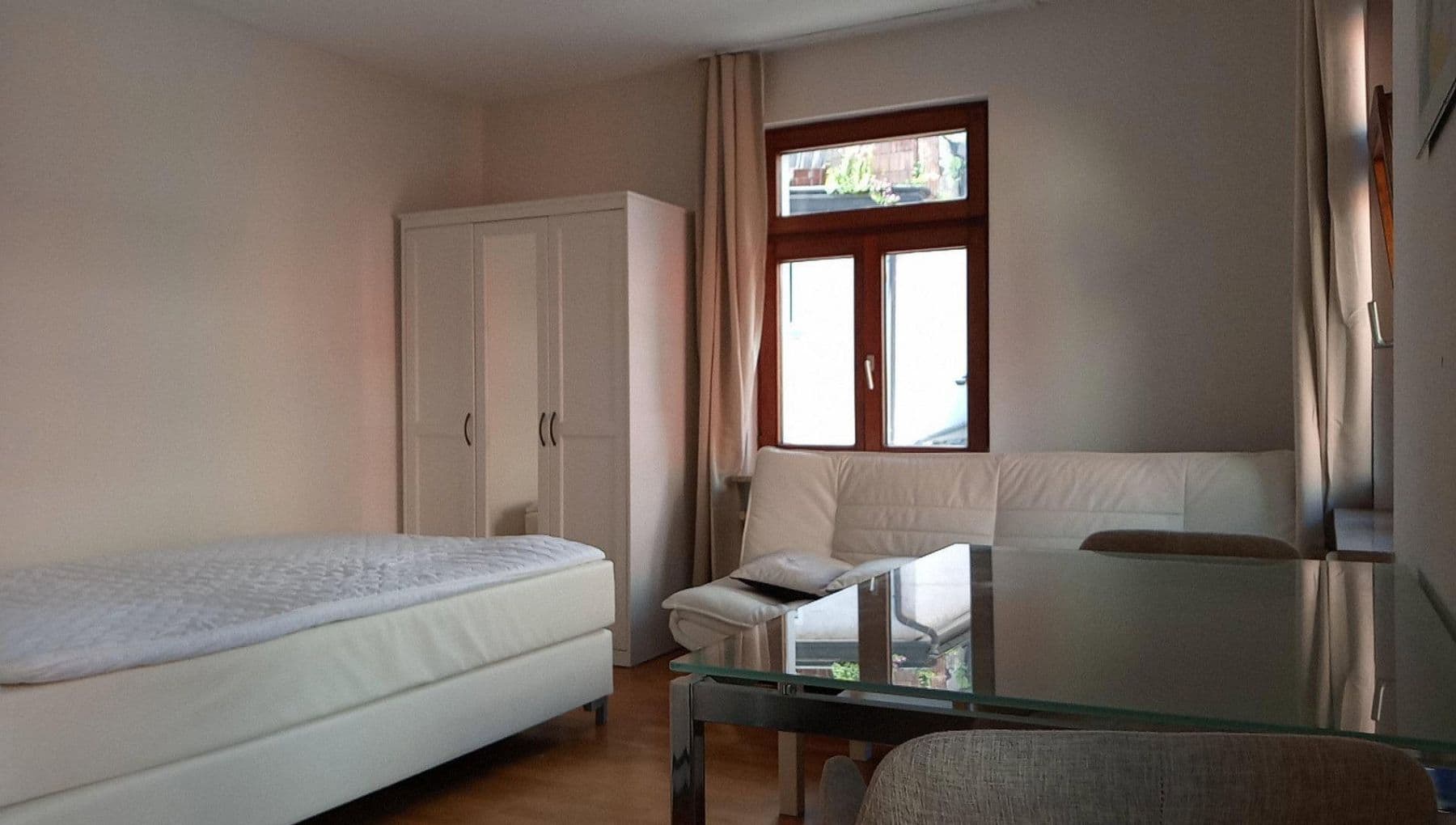 Pronájem bytu 1+1 31 m², Konstanz, Bádensko-Württembersko Pronájem bytu 1+1 31 m², Konstanz, Bádensko-Württembersko