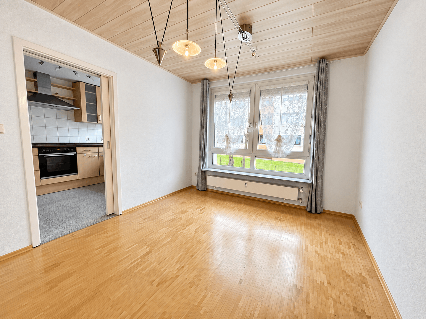 Pronájem bytu 5+1 112 m², Herzogenaurach, Bavorsko Pronájem bytu 5+1 112 m², Herzogenaurach, Bavorsko