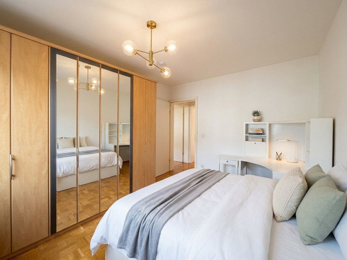 Pronájem bytu 5+1 112 m², Herzogenaurach, Bavorsko Pronájem bytu 5+1 112 m², Herzogenaurach, Bavorsko