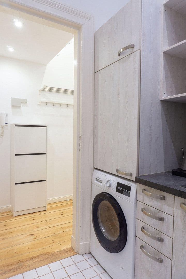 Prodej bytu 2+1 49 m², Blücherstraße 32, Berlin, Berlín Prodej bytu 2+1 49 m², Blücherstraße 32, Berlin, Berlín