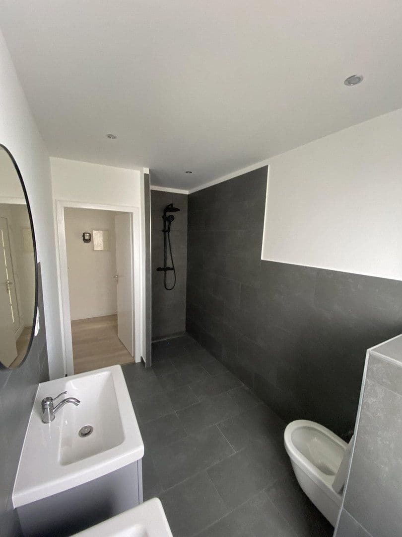 Pronájem bytu 2+kk 65 m², Kurfürstenstraße 20, Schwetzingen, Bádensko-Württembersko Pronájem bytu 2+kk 65 m², Kurfürstenstraße 20, Schwetzingen, Bádensko-Württembersko
