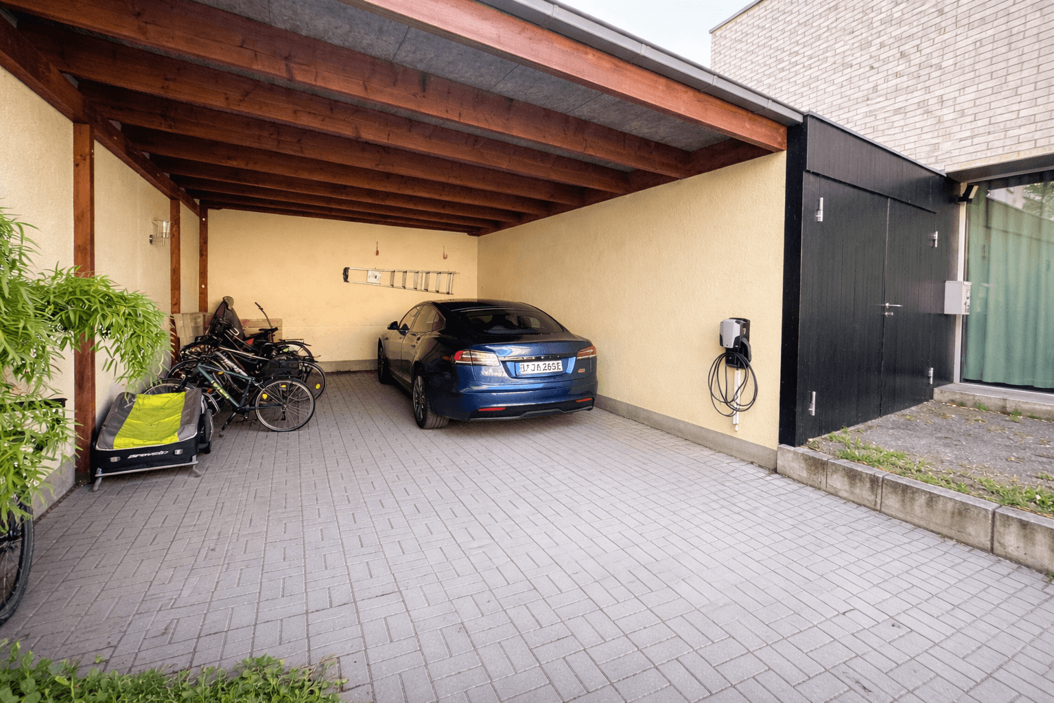 Prodej bytu 6+1 224 m², Berlin, Berlín Prodej bytu 6+1 224 m², Berlin, Berlín