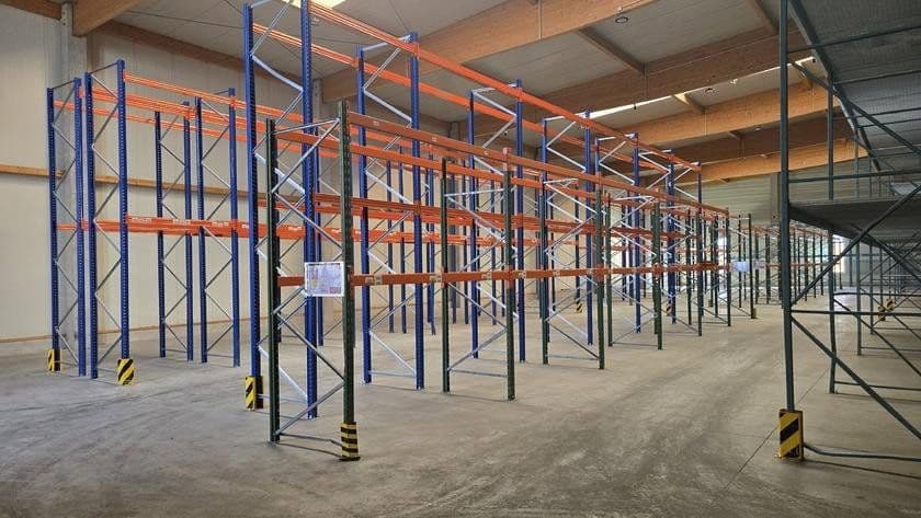 Pronájem nebytového prostoru 1.206 m², Egelsees 13, Siegenburg, Bavorsko Pronájem nebytového prostoru 1.206 m², Egelsees 13, Siegenburg, Bavorsko