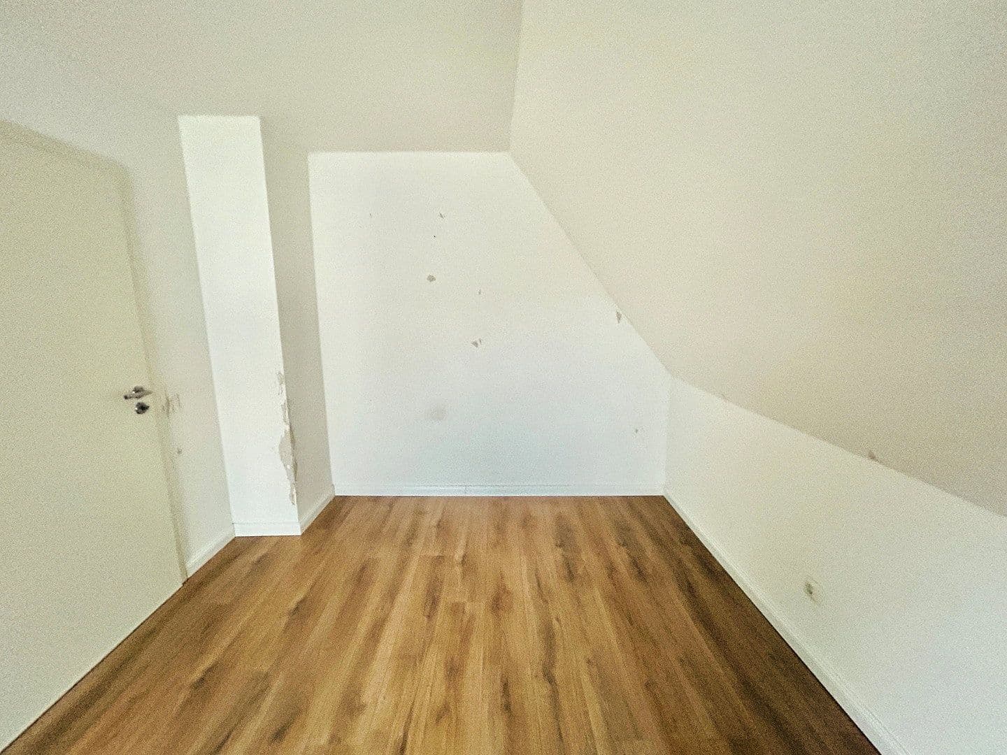 Pronájem bytu 3+1 92 m², Gifhorn, Dolní Sasko Pronájem bytu 3+1 92 m², Gifhorn, Dolní Sasko