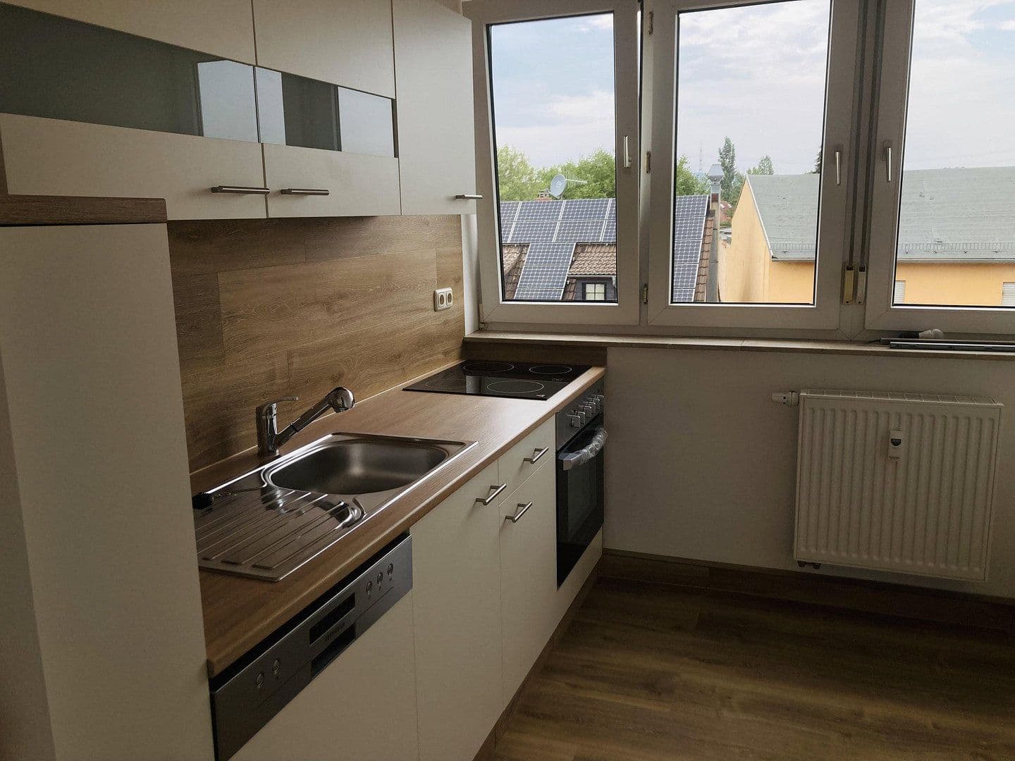 Pronájem bytu 3+1 72 m², Hattersheim am Main, Hessen Pronájem bytu 3+1 72 m², Hattersheim am Main, Hessen