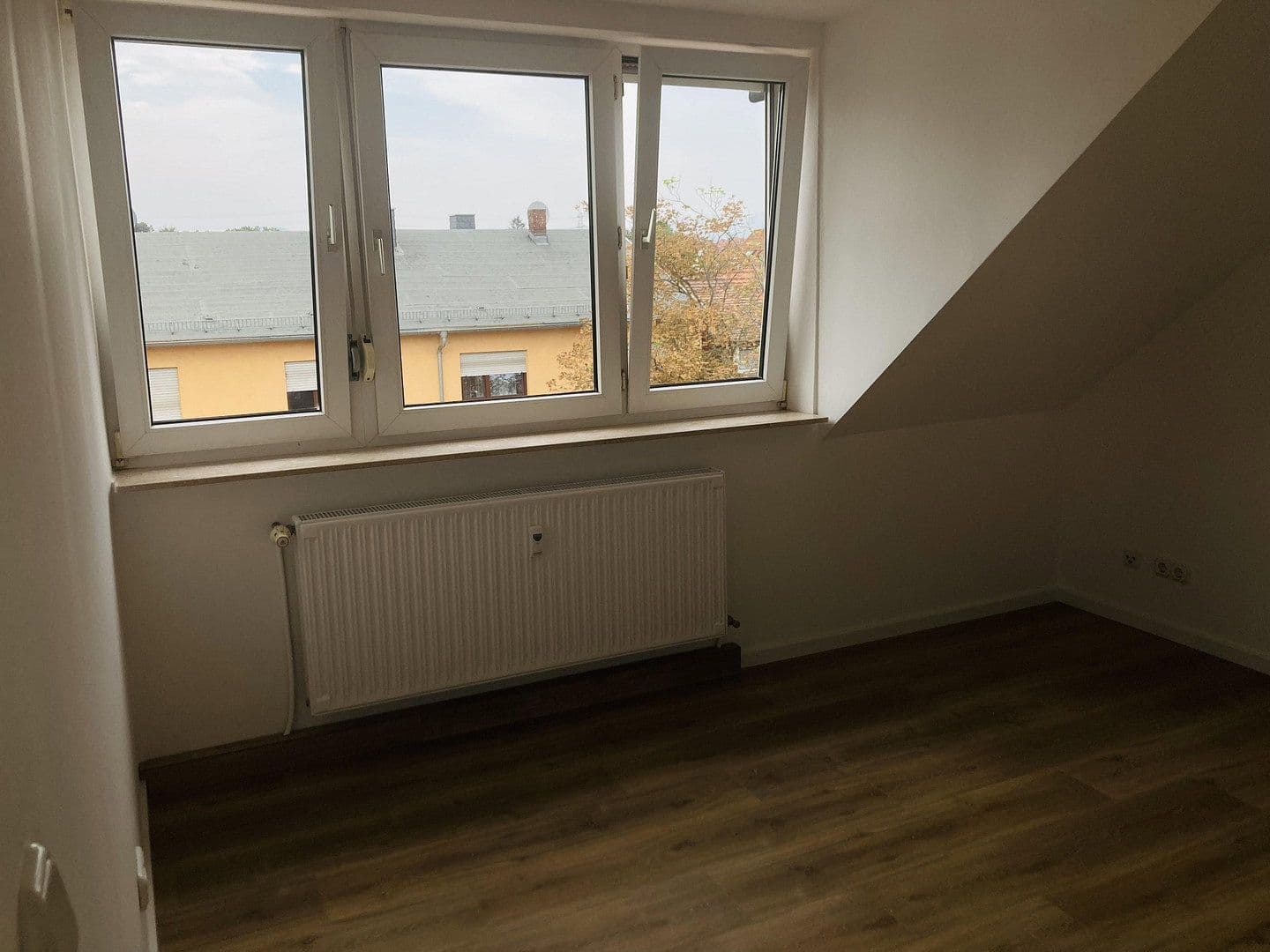 Pronájem bytu 3+1 72 m², Hattersheim am Main, Hessen Pronájem bytu 3+1 72 m², Hattersheim am Main, Hessen