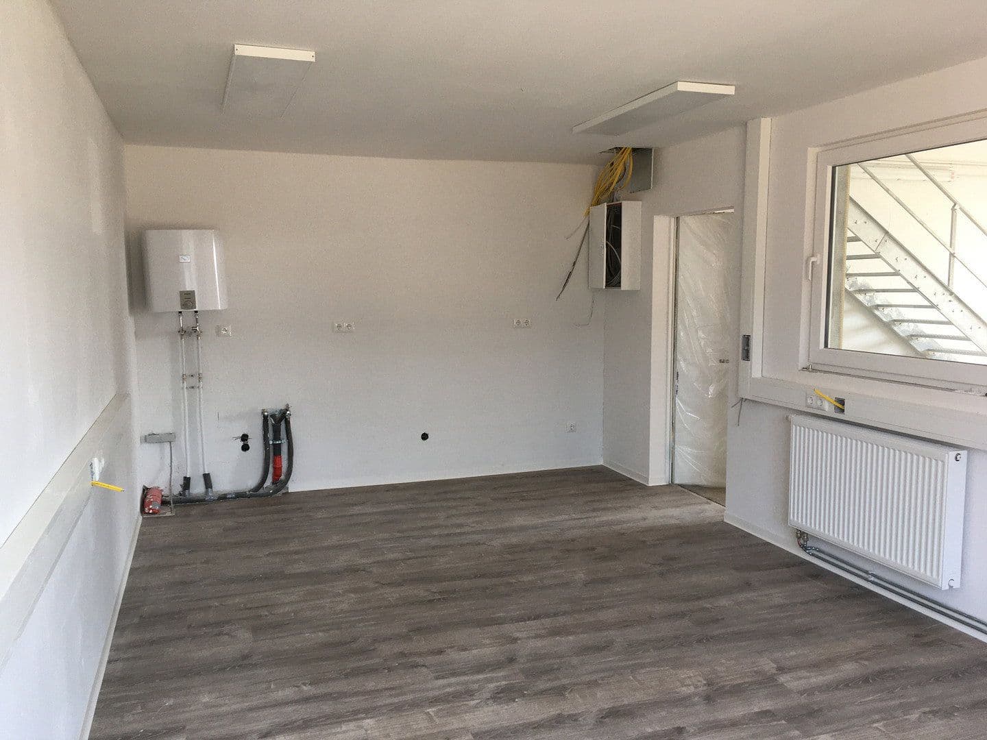 Pronájem nebytového prostoru 160 m², Kisdorfer Weg 15-17, Kaltenkirchen, Šlesvicko-Holštýnsko Pronájem nebytového prostoru 160 m², Kisdorfer Weg 15-17, Kaltenkirchen, Šlesvicko-Holštýnsko