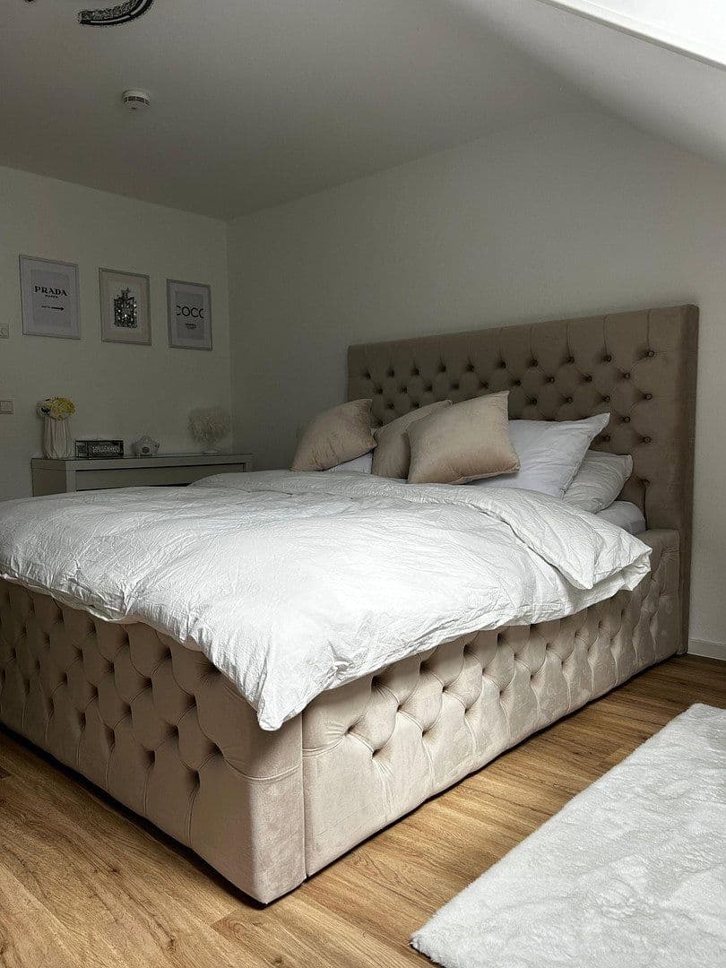Pronájem bytu 2+kk 50 m², Blaubeuren, Bádensko-Württembersko Pronájem bytu 2+kk 50 m², Blaubeuren, Bádensko-Württembersko