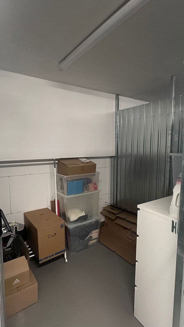 Pronájem bytu 1+1 32 m², Frankfurt, Hessen Pronájem bytu 1+1 32 m², Frankfurt, Hessen