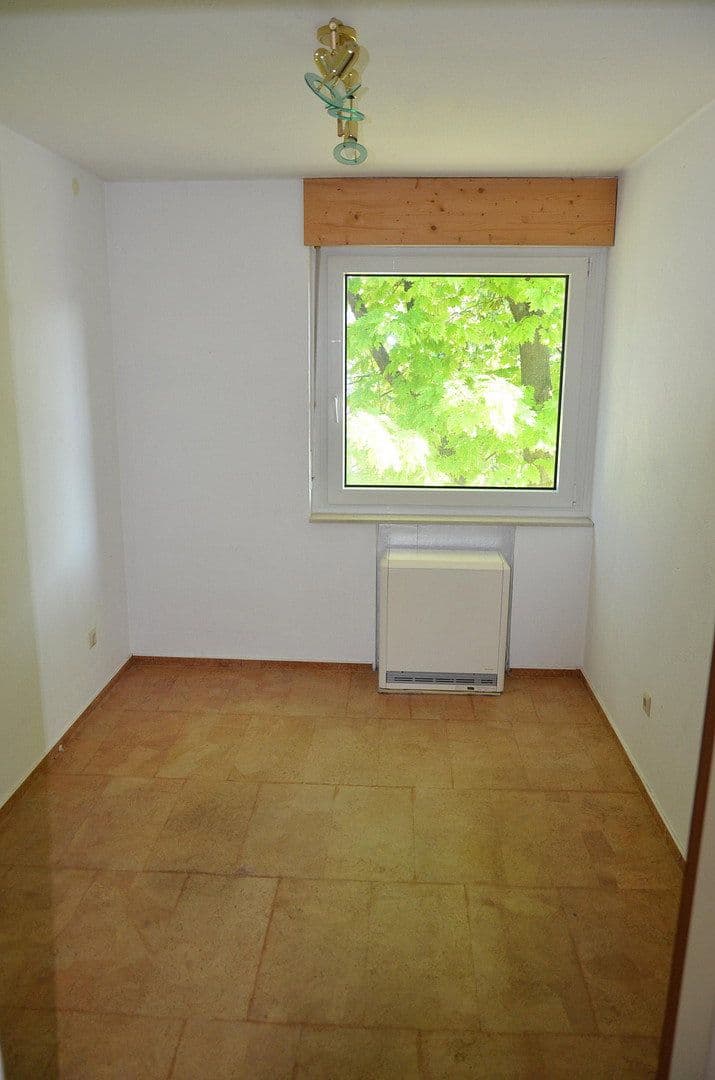 Prodej bytu 4+kk 90 m², Gräfelfinger Str., München, Bavorsko Prodej bytu 4+kk 90 m², Gräfelfinger Str., München, Bavorsko