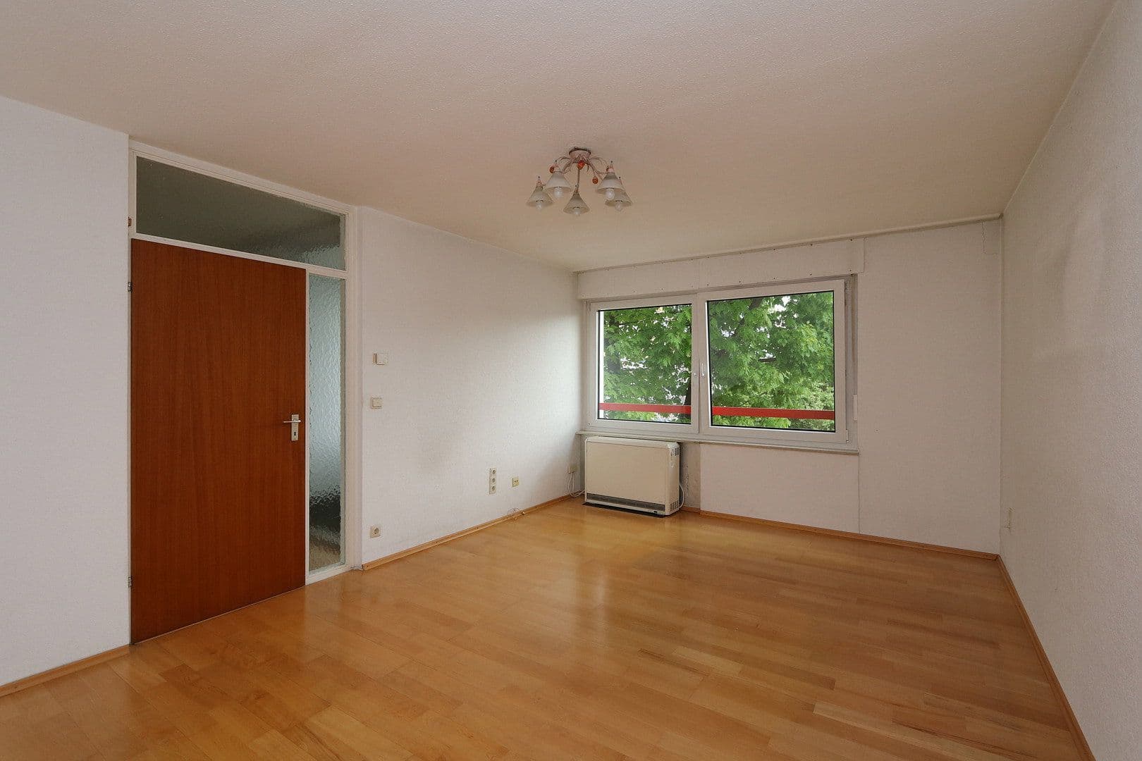 Prodej bytu 4+kk 90 m², Gräfelfinger Str., München, Bavorsko Prodej bytu 4+kk 90 m², Gräfelfinger Str., München, Bavorsko