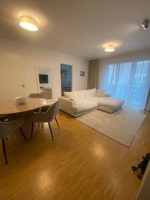 Pronájem bytu 2+1 53 m², Frankfurt am Main, Hessen Pronájem bytu 2+1 53 m², Frankfurt am Main, Hessen