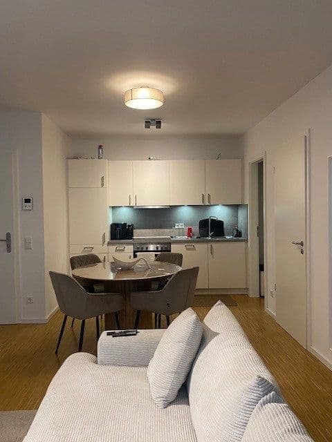 Pronájem bytu 2+1 53 m², Frankfurt am Main, Hessen Pronájem bytu 2+1 53 m², Frankfurt am Main, Hessen