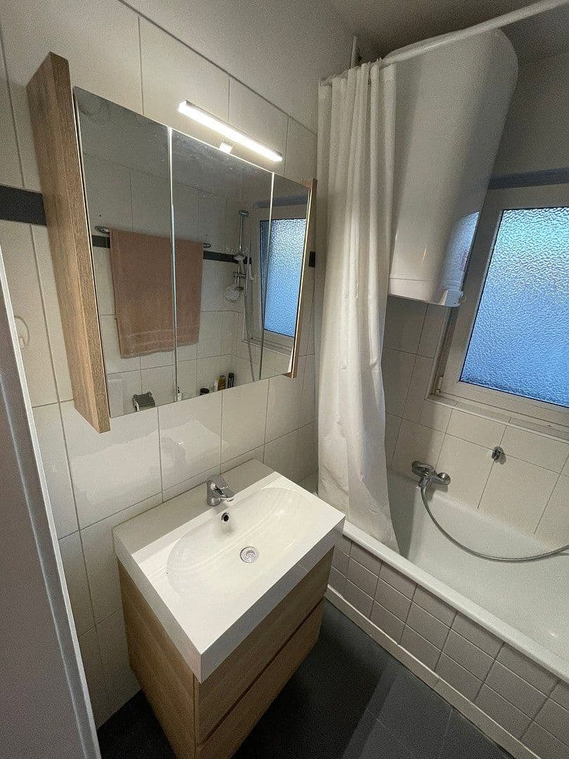 Pronájem bytu 2+1 54 m², Karlsruhe, Bádensko-Württembersko Pronájem bytu 2+1 54 m², Karlsruhe, Bádensko-Württembersko